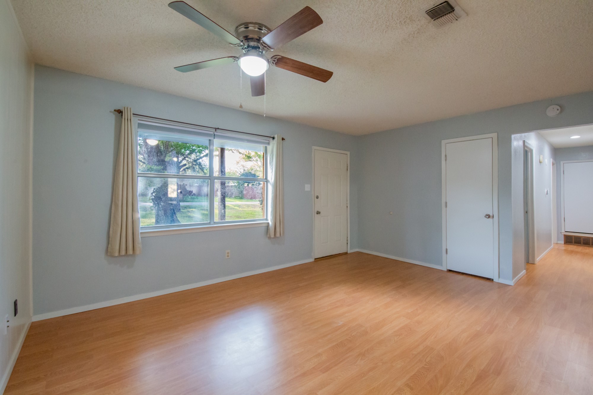 1020 Rosebud Drive Azle TX 76020