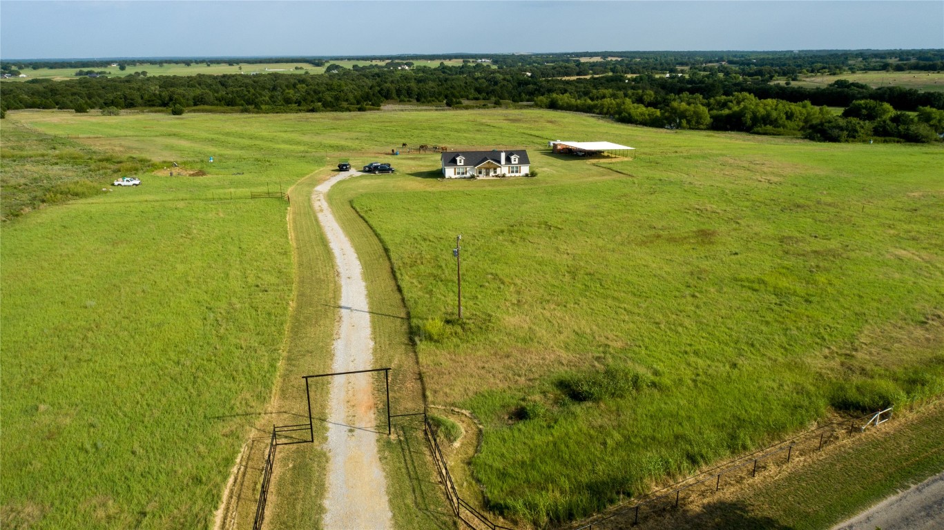 4018 County Road 2690 Alvord TX 76225