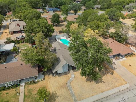 742 Austrian Road Grand Prairie TX 75050