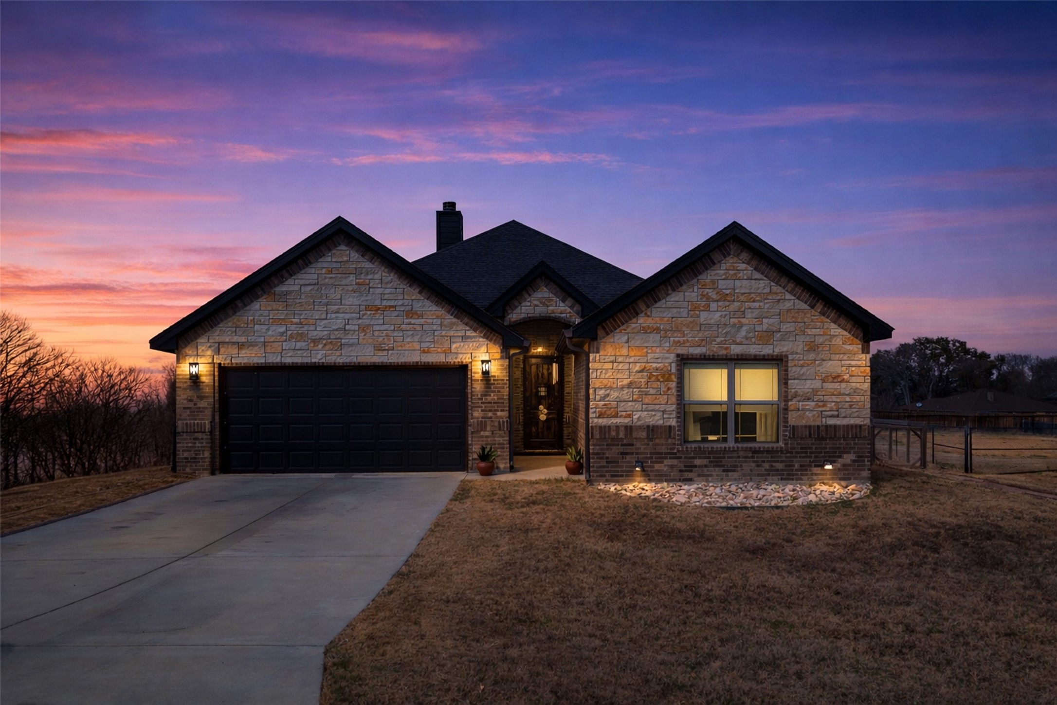 1306 E Apache Trail Granbury TX 76048