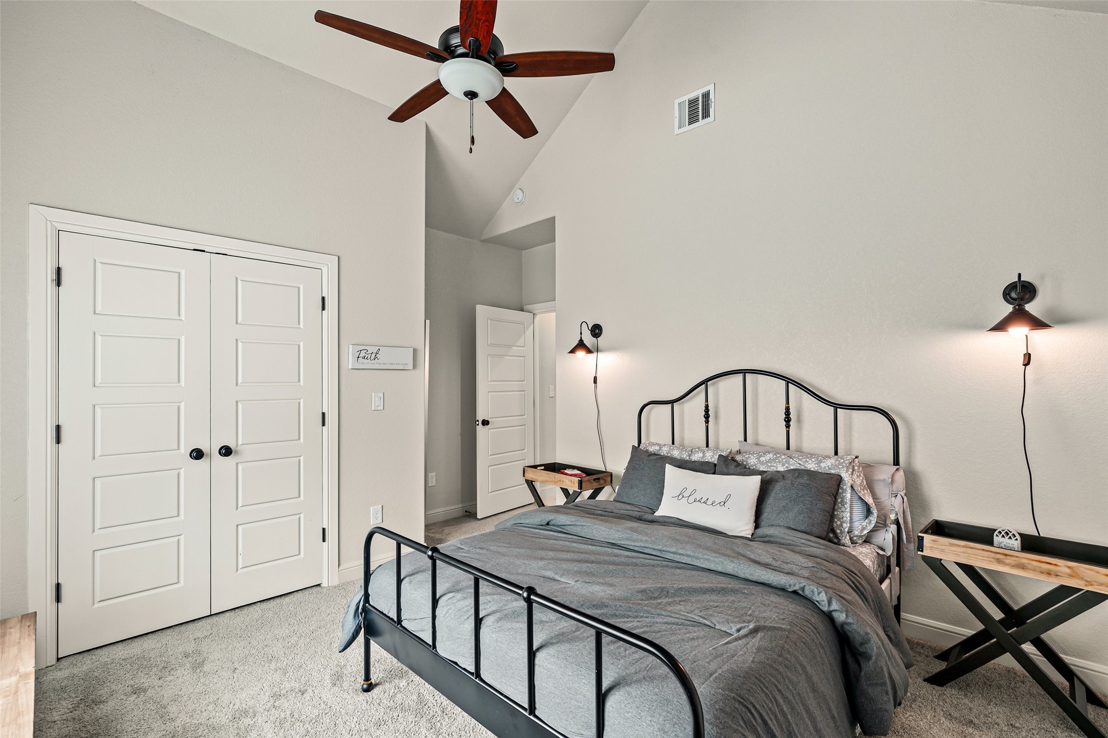 1306 E Apache Trail Granbury TX 76048