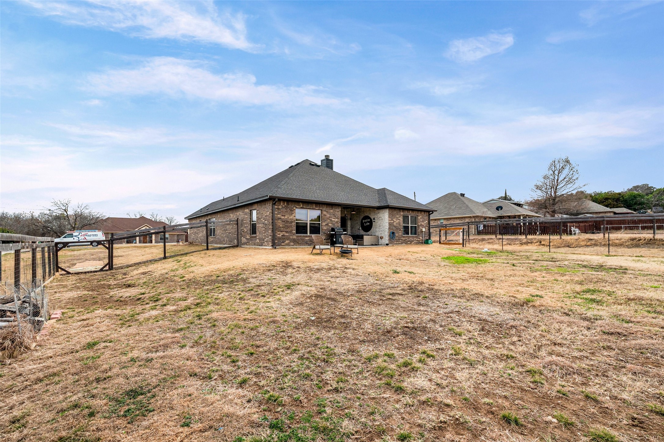 1306 E Apache Trail Granbury TX 76048