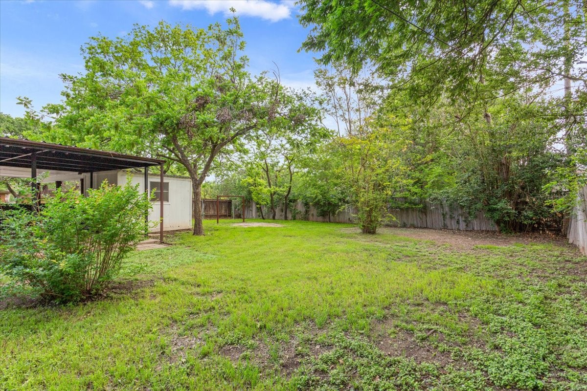2025 Lenamon Street Waco TX 76710