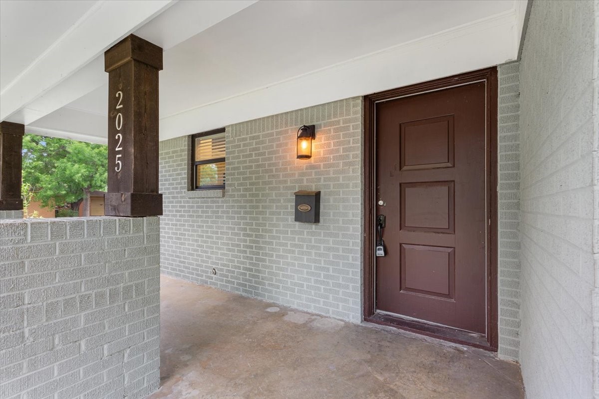 2025 Lenamon Street Waco TX 76710