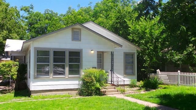 212 W 4th Street Weatherford TX 76086