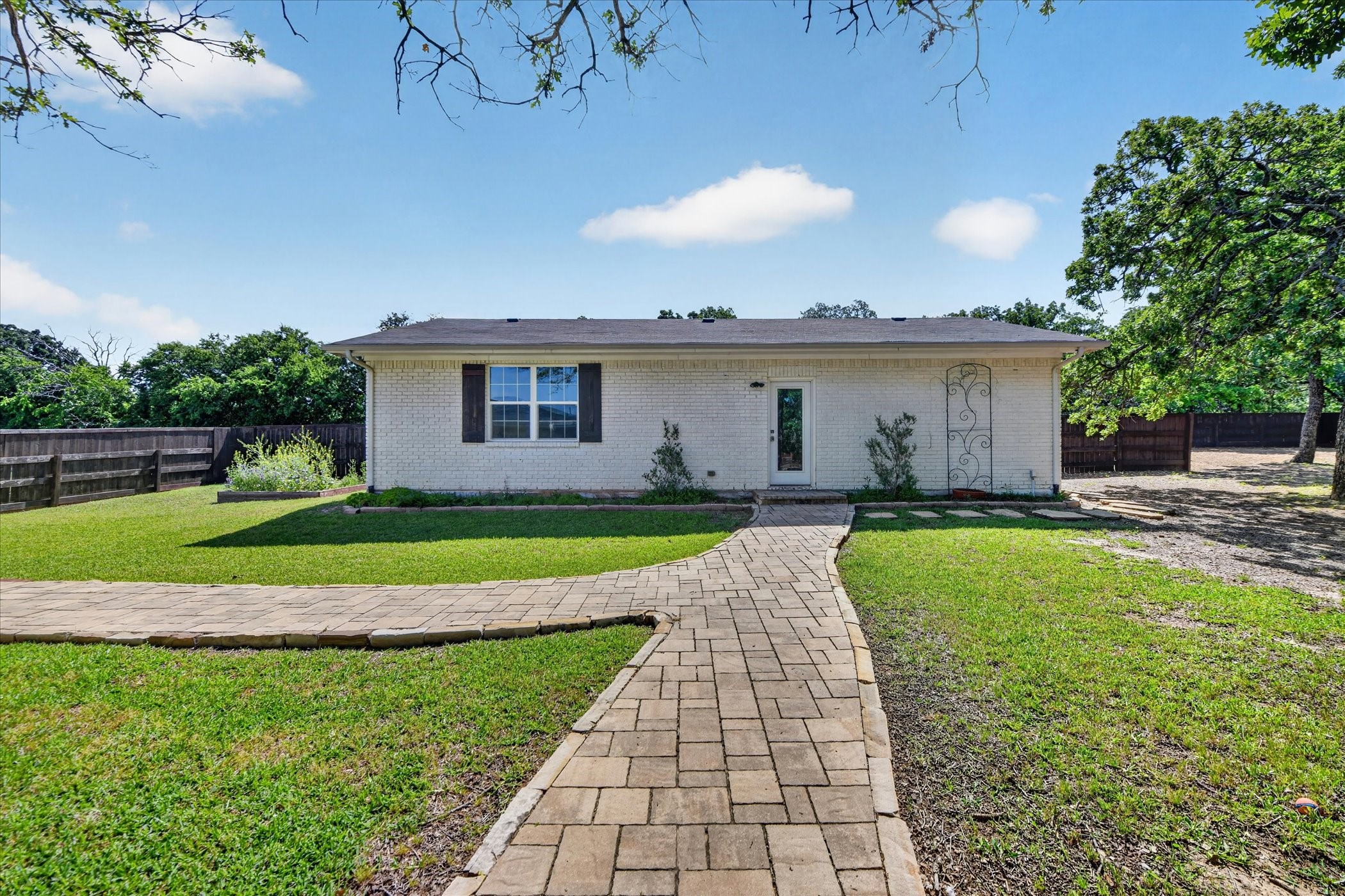 904 Frenchtown Road Argyle TX 76226