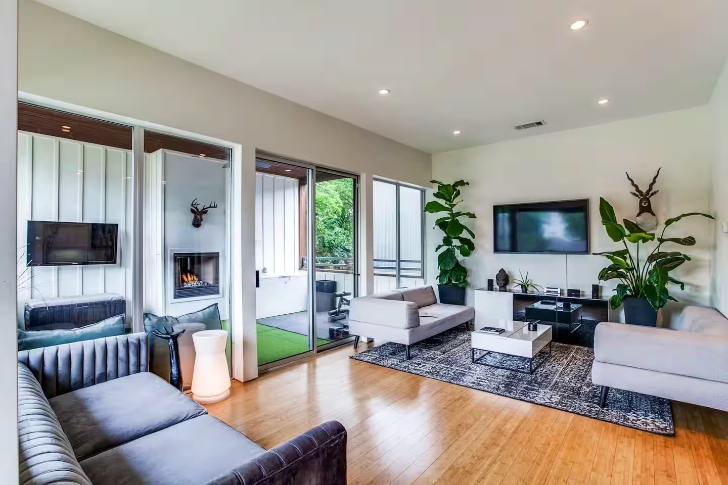 4401 Roseland Avenue Dallas TX 75204