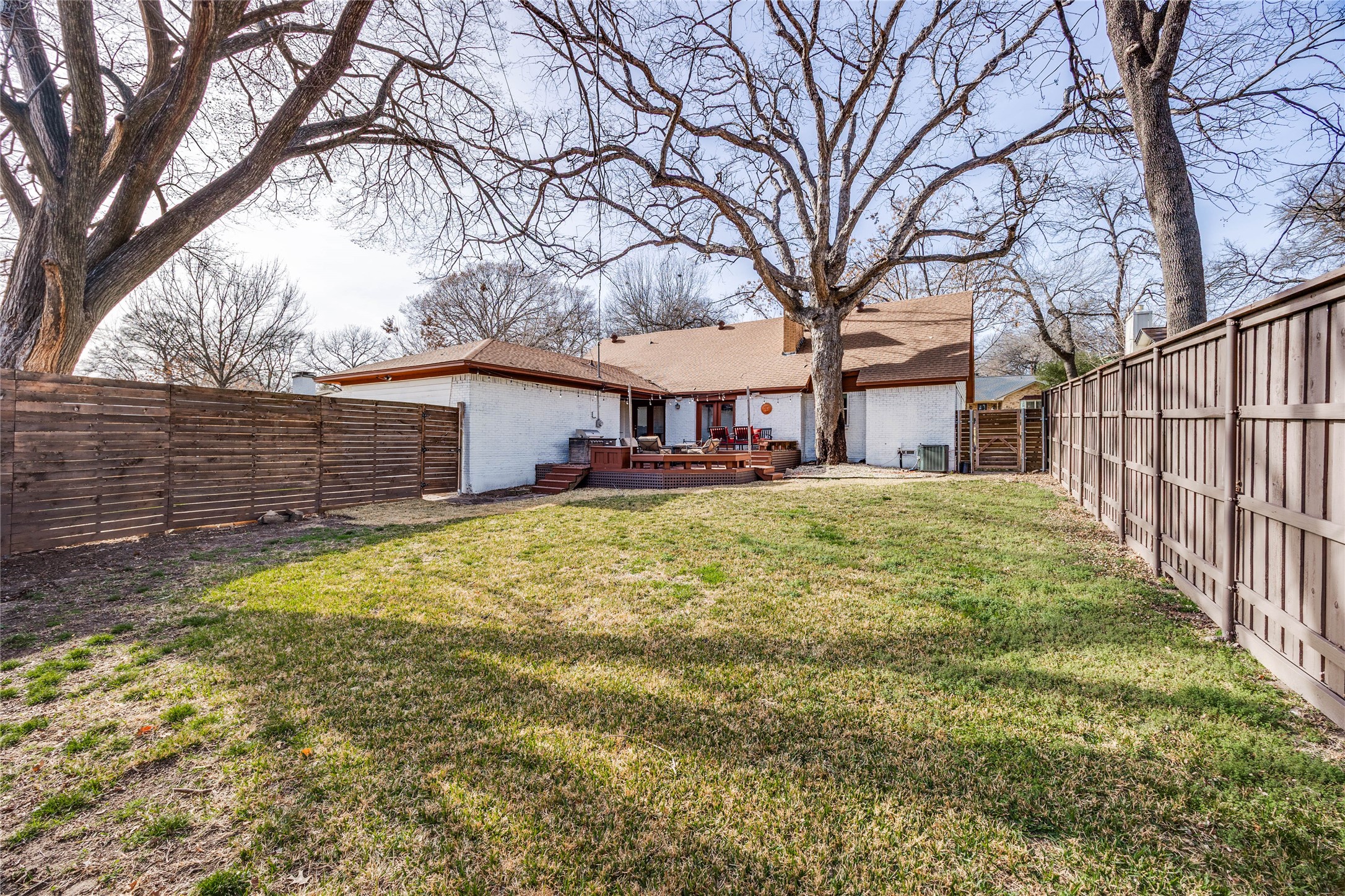 8206 San Cristobal Drive Dallas TX 75218