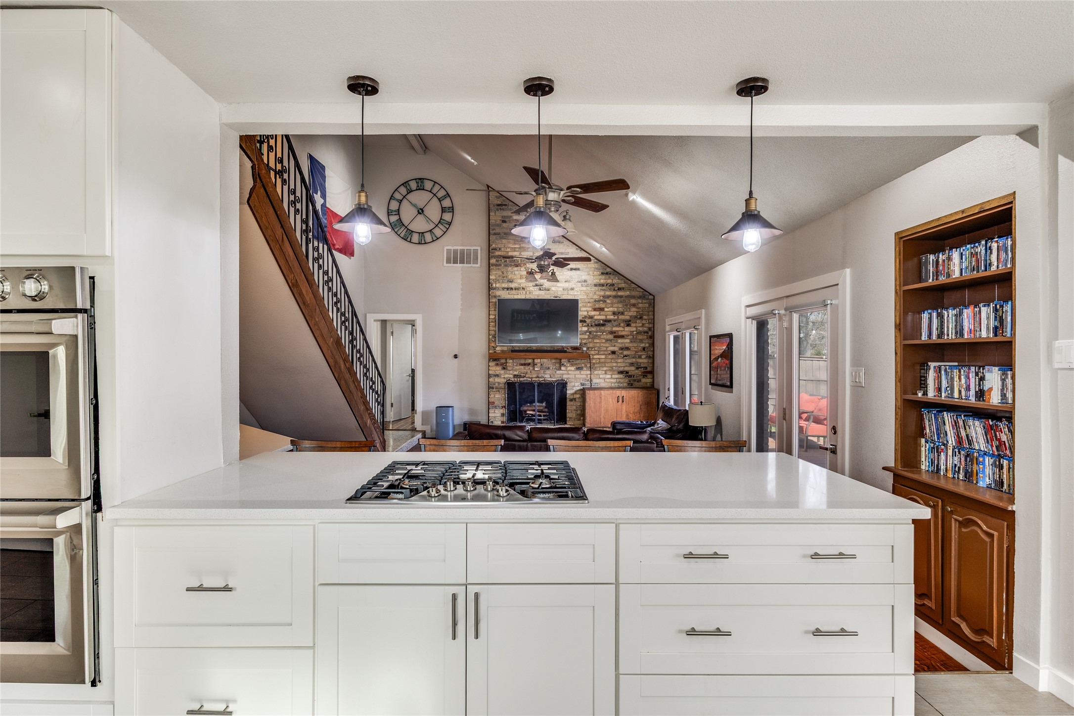 8206 San Cristobal Drive Dallas TX 75218