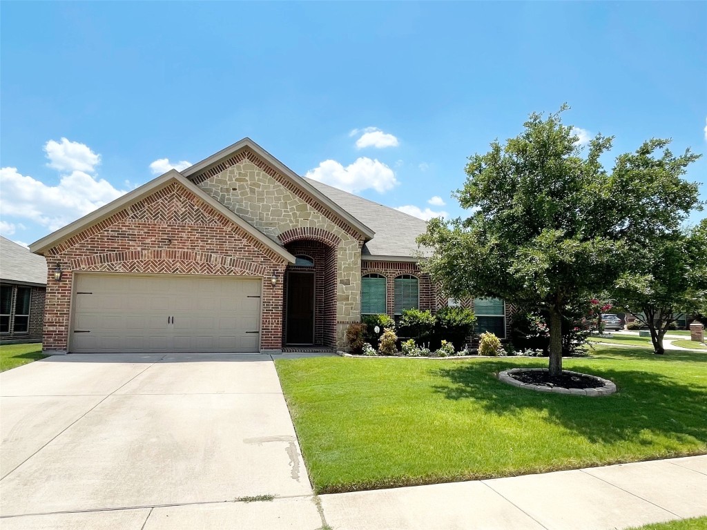 1155 Rosemary Court Burleson TX 76028
