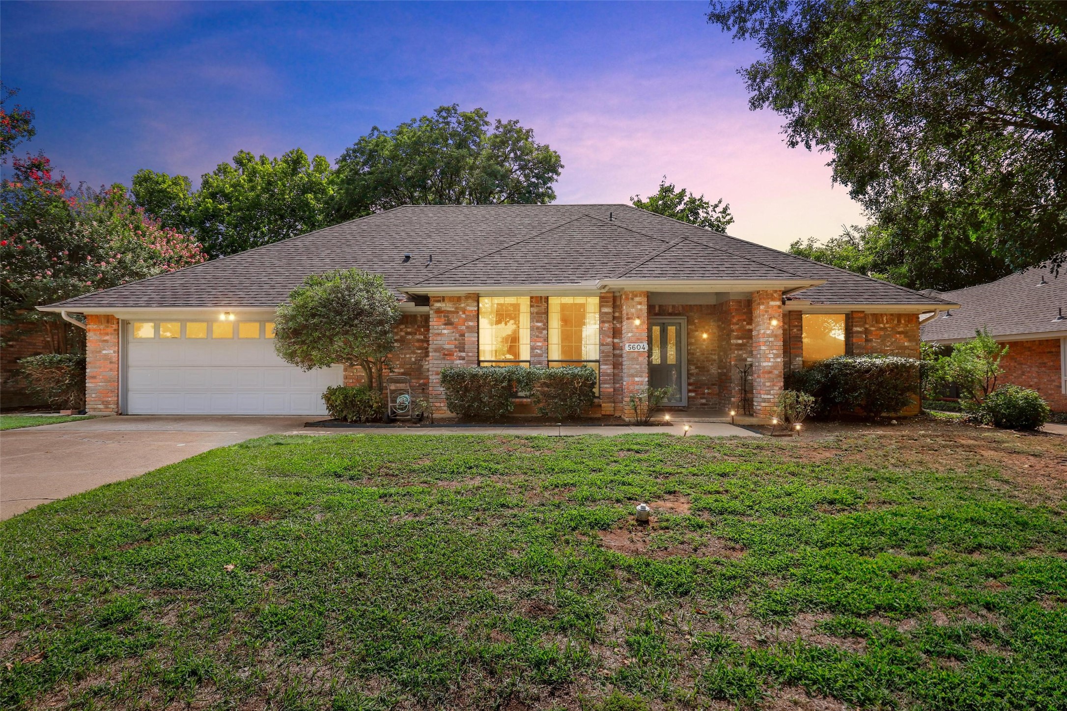 5604 Calumet Drive Arlington TX 76017