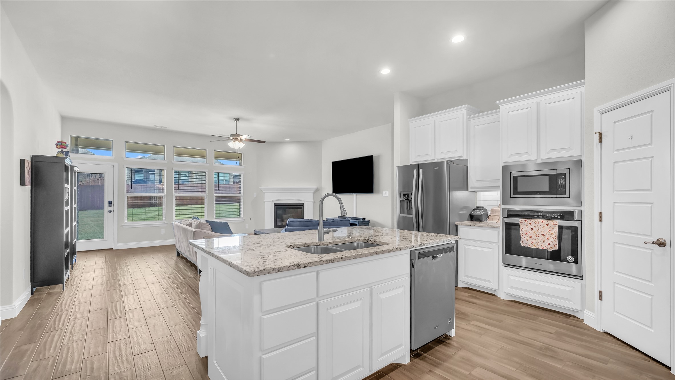 15113 Gladstone Drive Aledo TX 76008