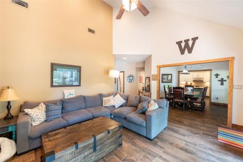 233 E El Dorado Drive Scroggins TX 75480
