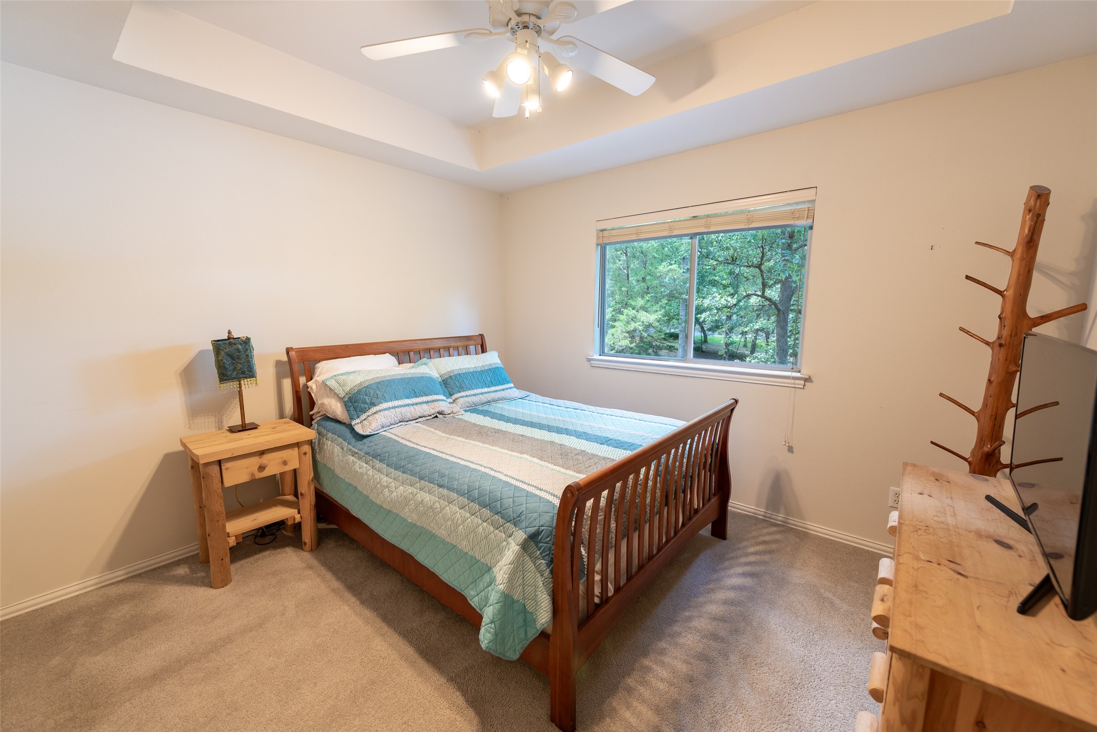 233 E El Dorado Drive Scroggins TX 75480