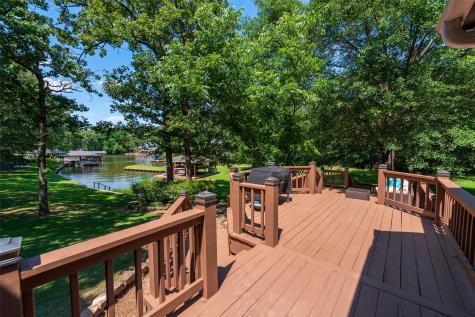 233 E El Dorado Drive Scroggins TX 75480