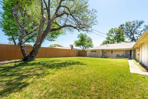 1521 Glenwick Drive Plano TX 75075