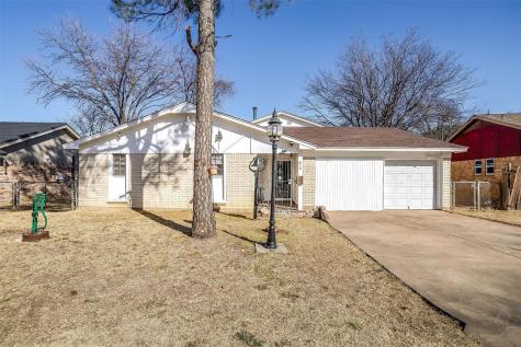 816 Skelly Street Crowley TX 76036