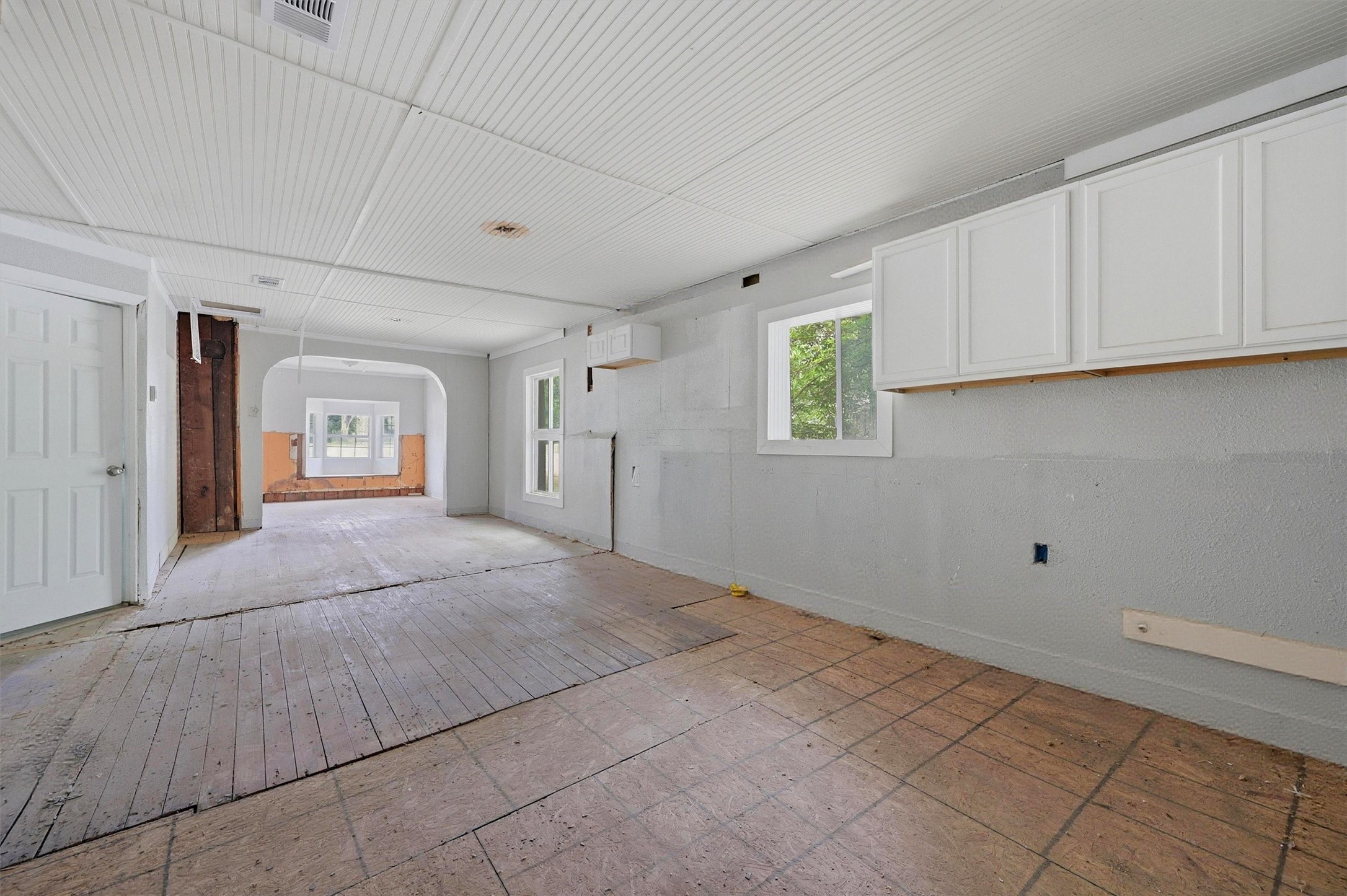 829 W Walker Street Denison TX 75020