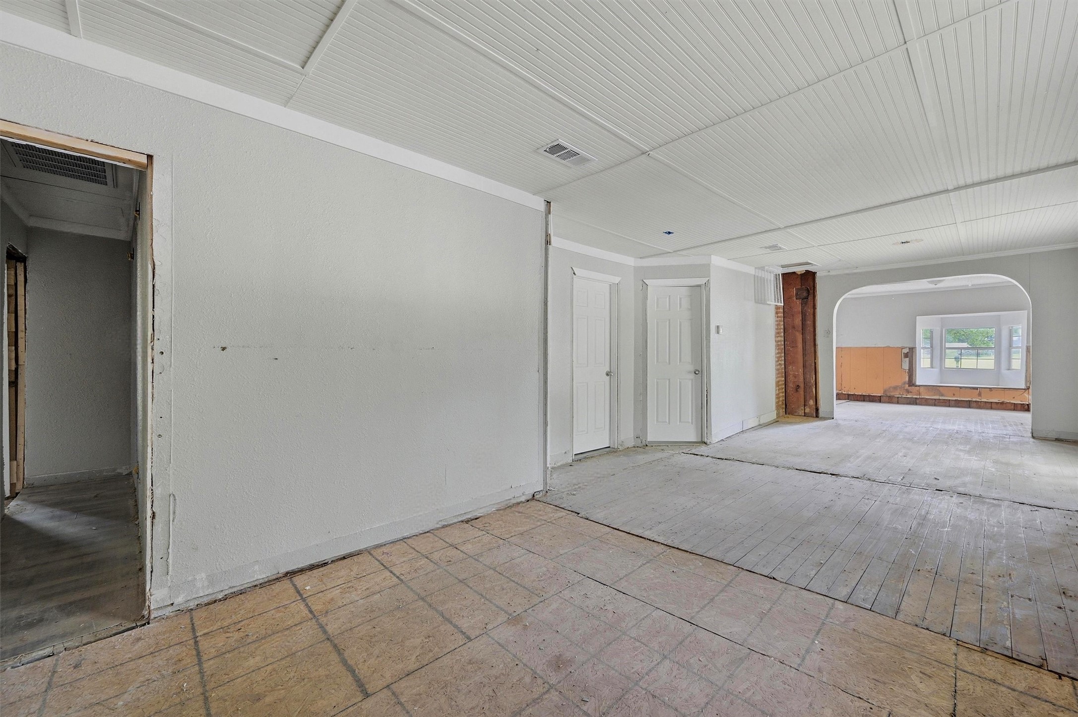 829 W Walker Street Denison TX 75020