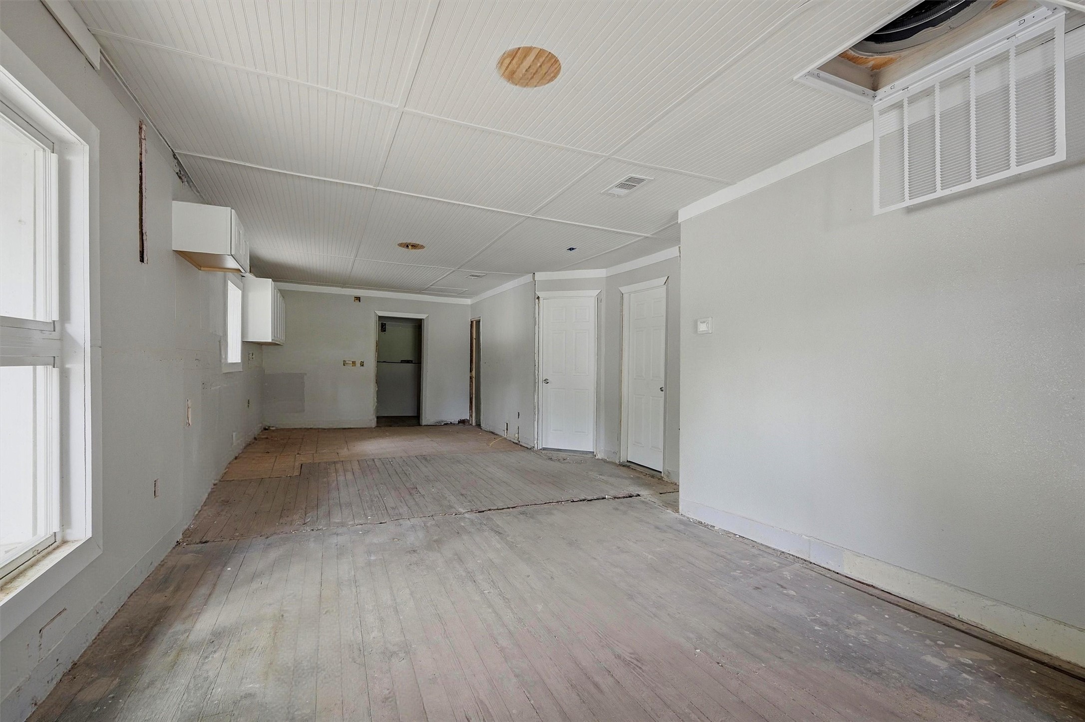 829 W Walker Street Denison TX 75020