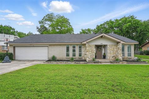 2108 Stonegate Drive N Bedford TX 76021