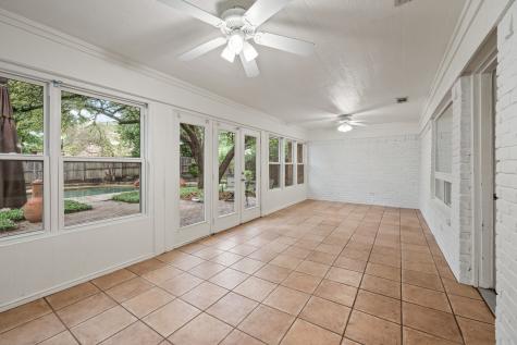 2817 Downing Court Bedford TX 76021