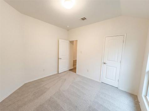 2553 Cumberland Trail Balch Springs TX 75181