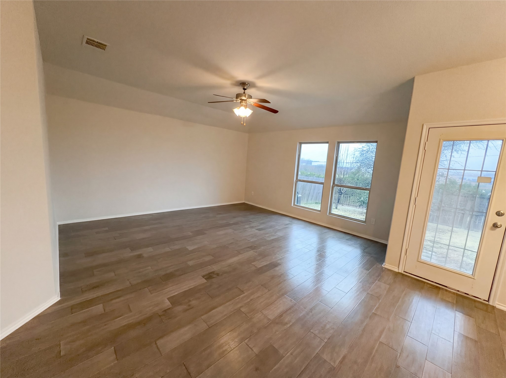 2553 Cumberland Trail Balch Springs TX 75181