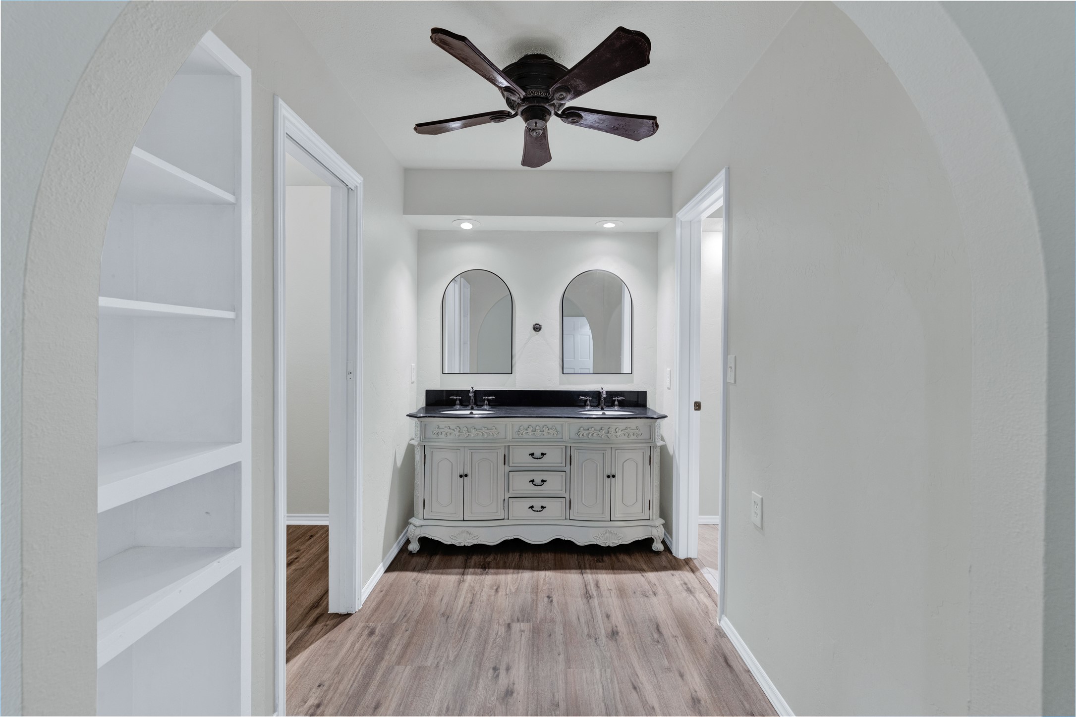 1104 Wood Ridge Drive Azle TX 76020