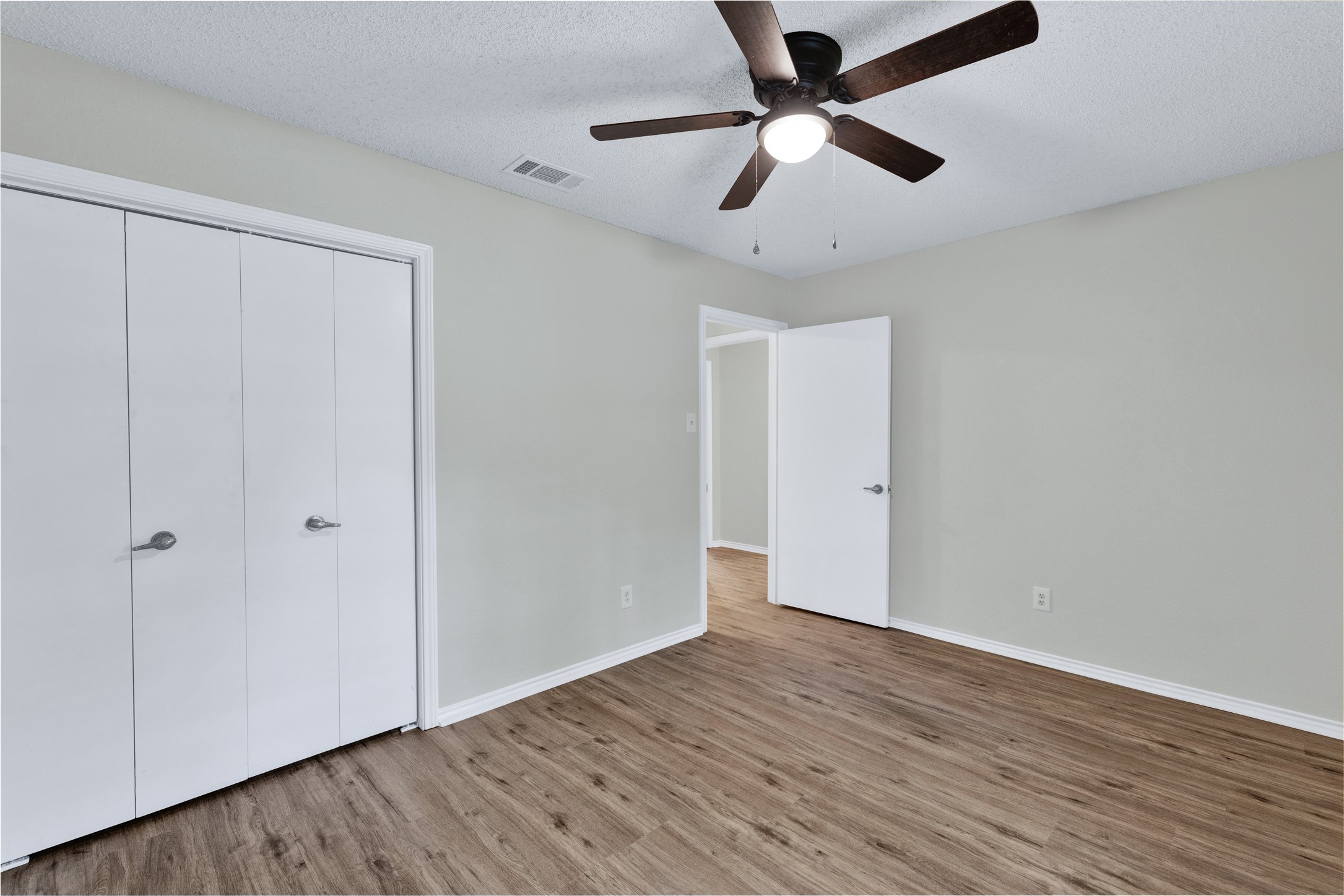 1104 Wood Ridge Drive Azle TX 76020