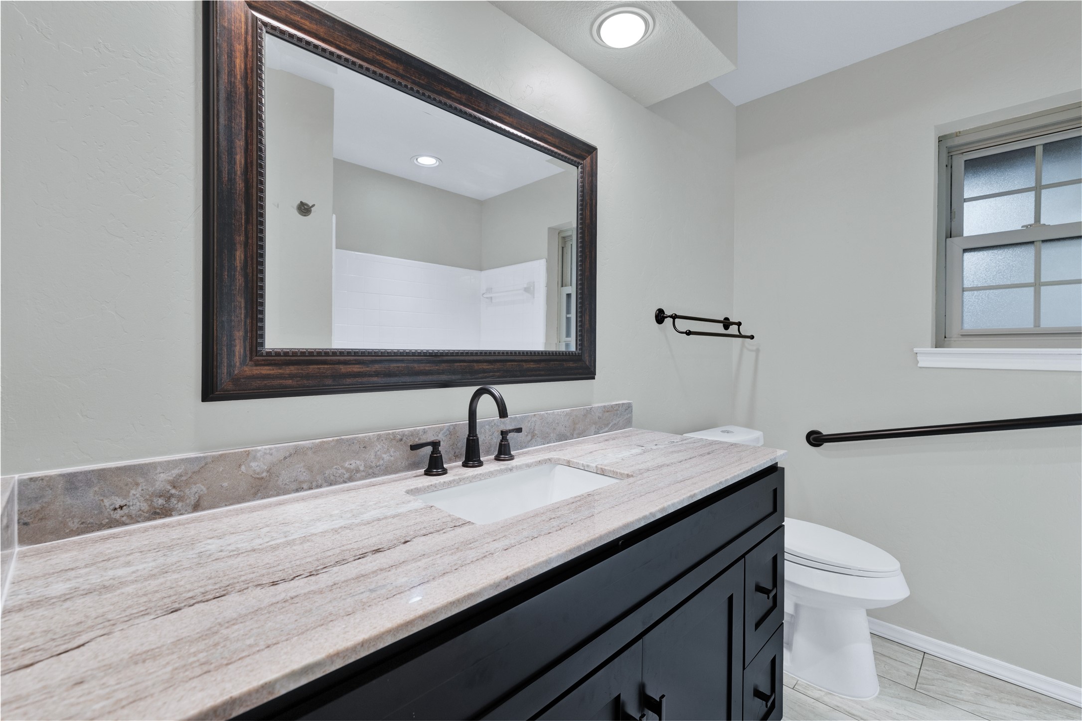 1104 Wood Ridge Drive Azle TX 76020