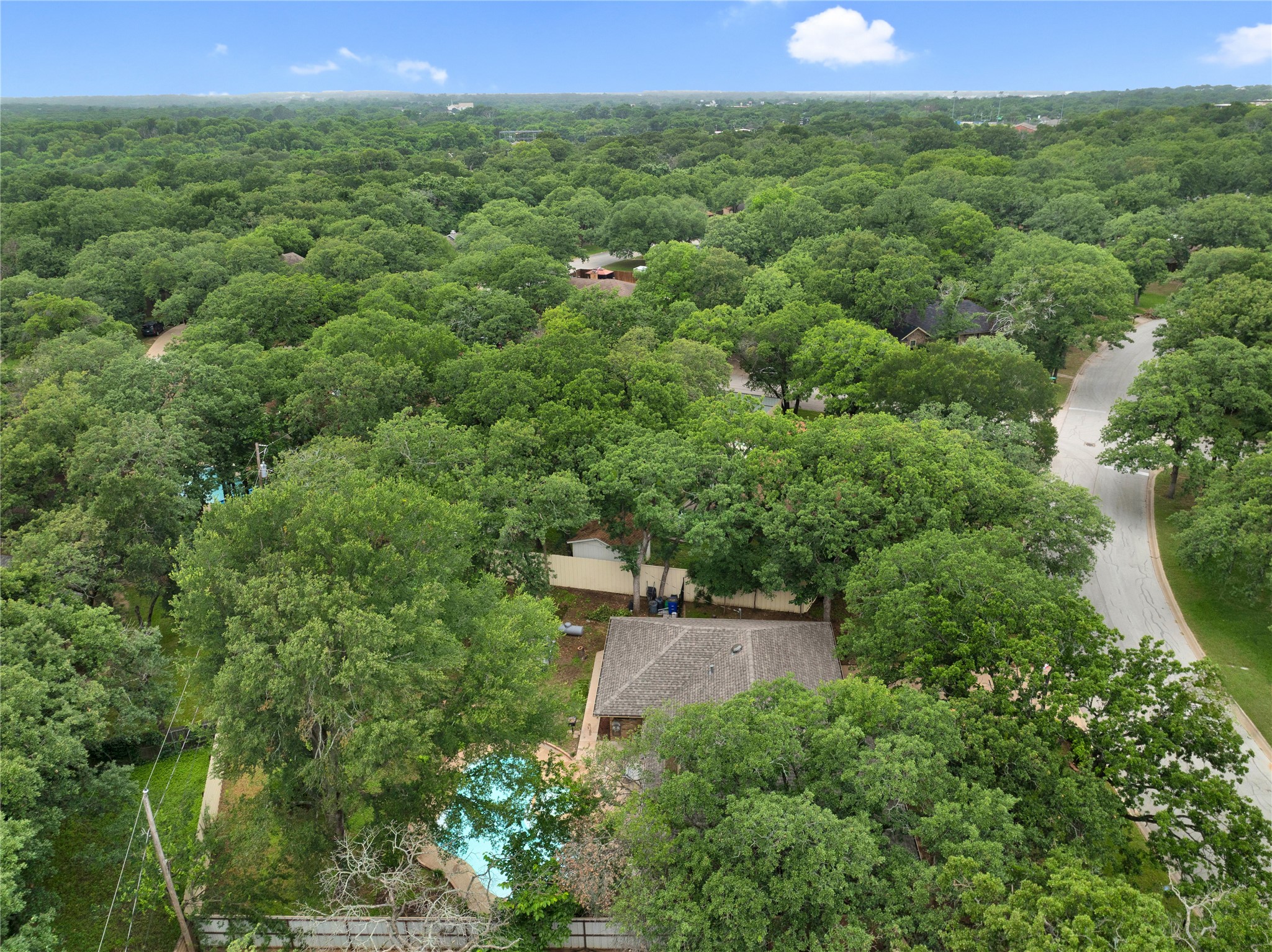 1104 Wood Ridge Drive Azle TX 76020