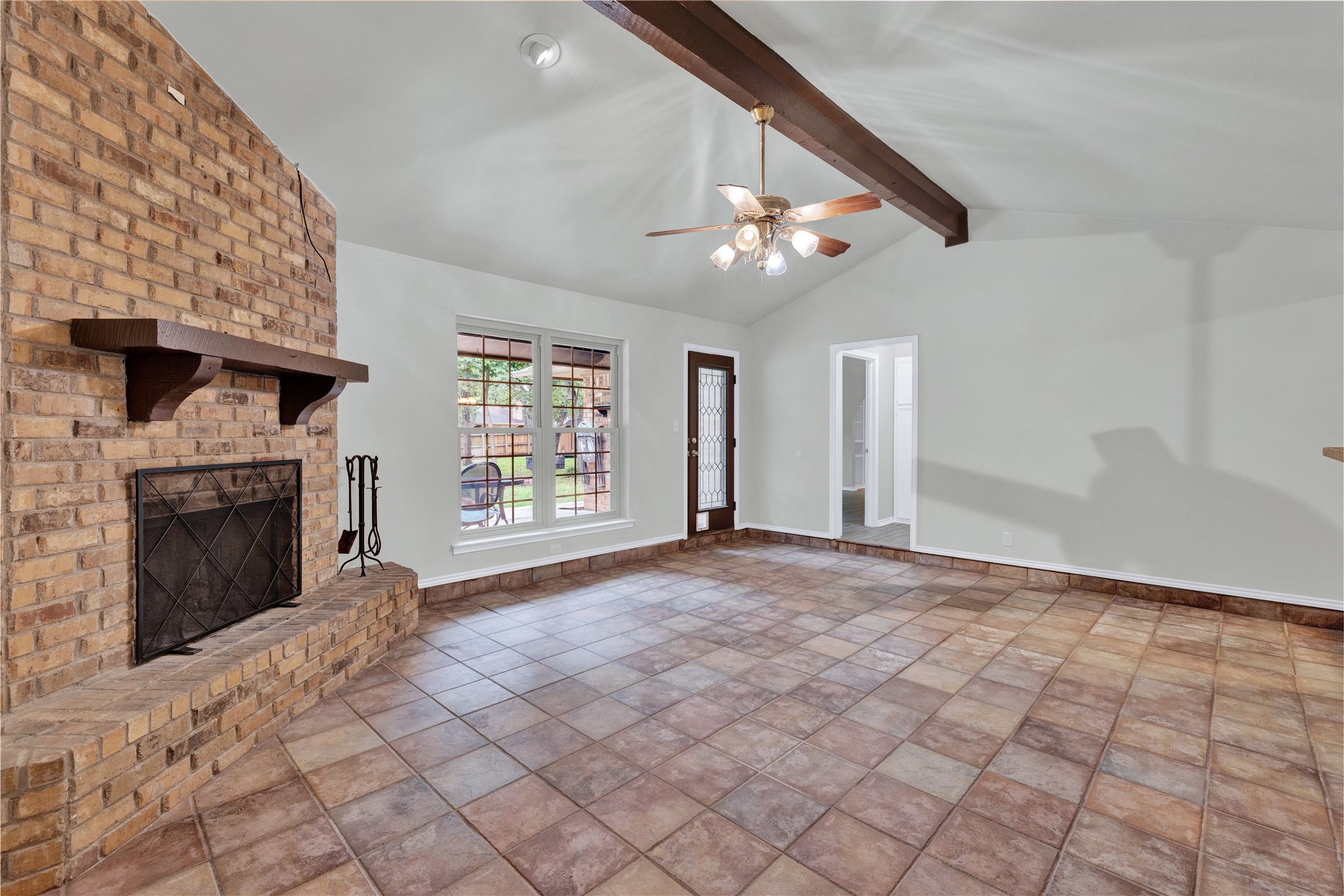 1104 Wood Ridge Drive Azle TX 76020