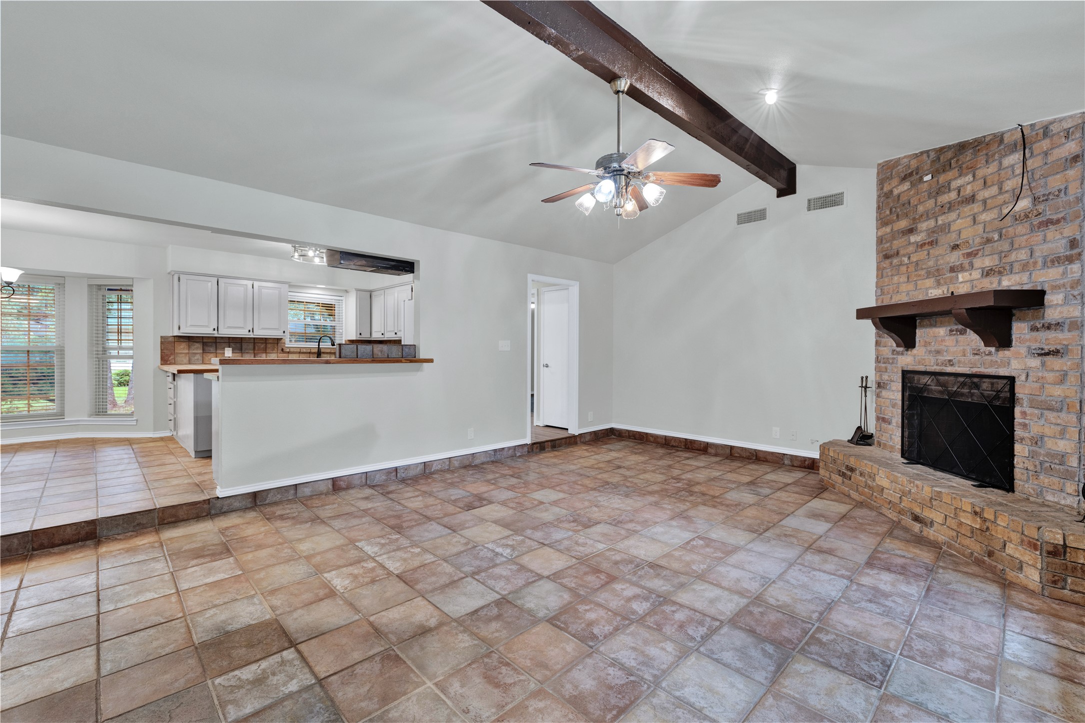 1104 Wood Ridge Drive Azle TX 76020