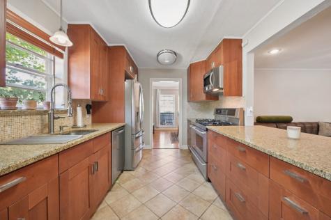 1022 Bardfield Avenue Garland TX 75041