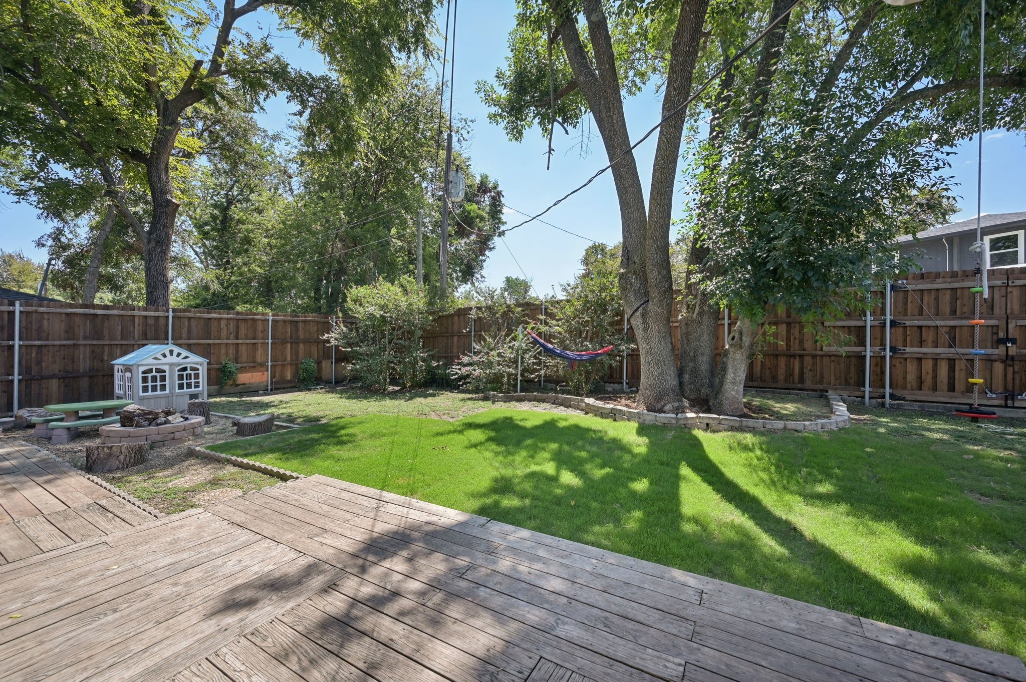 1022 Bardfield Avenue Garland TX 75041