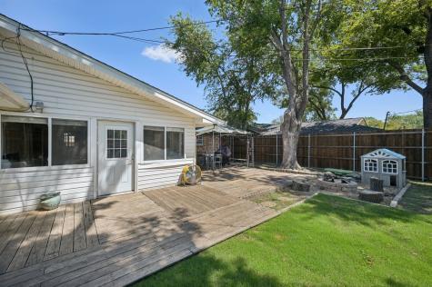 1022 Bardfield Avenue Garland TX 75041