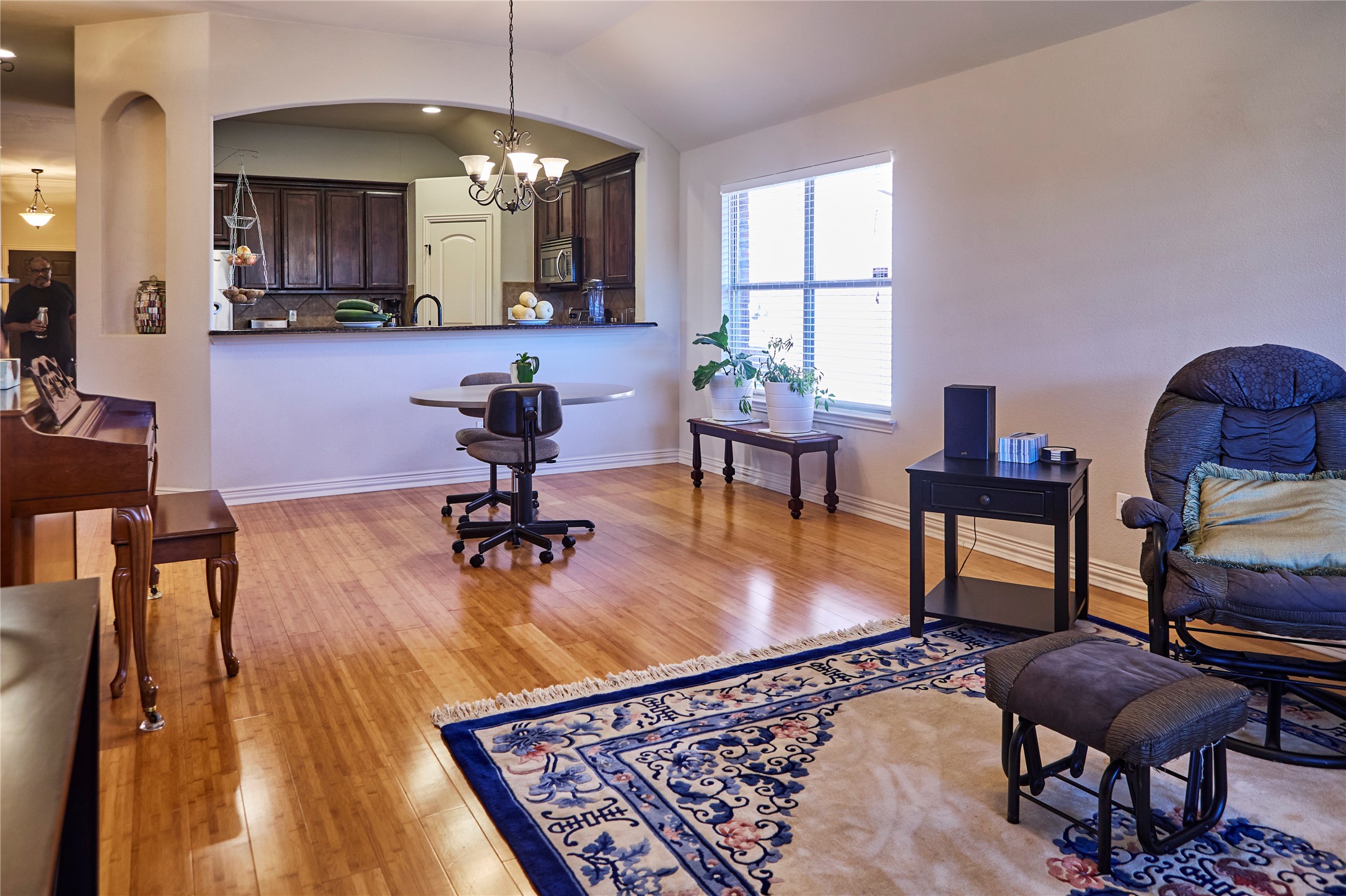 1004 Vintage Avenue Gainesville TX 76240