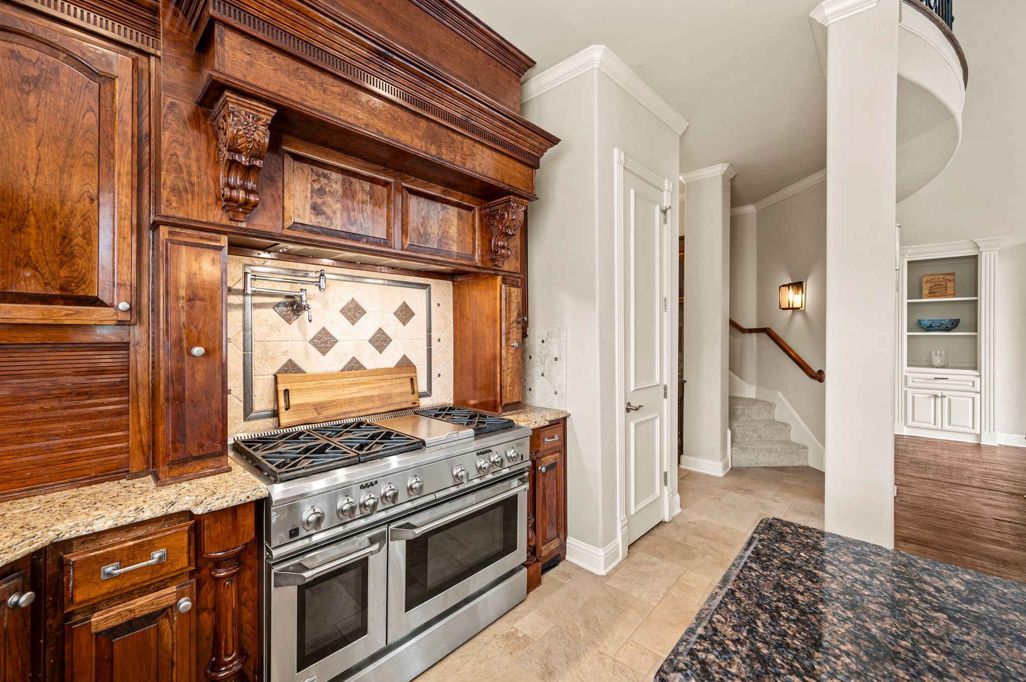 811 Longhorn Hollow Southlake TX 76092