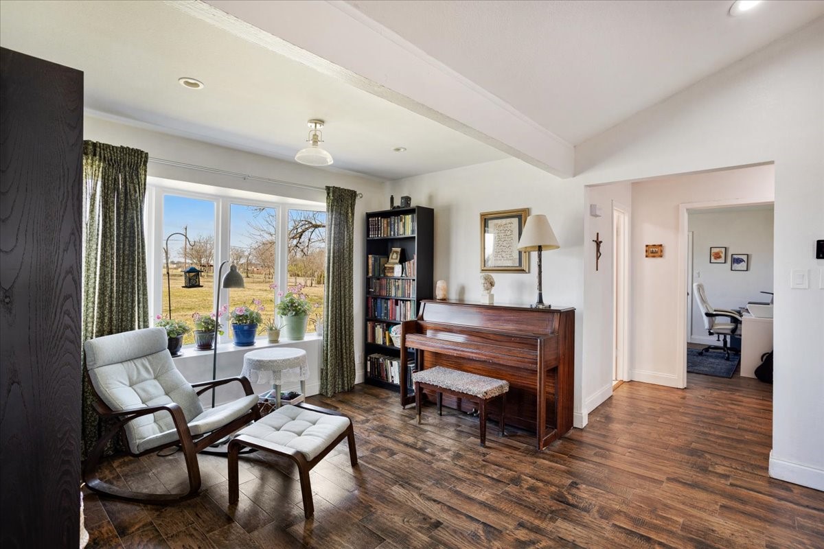 698 Hackberry Van Alstyne TX 75495