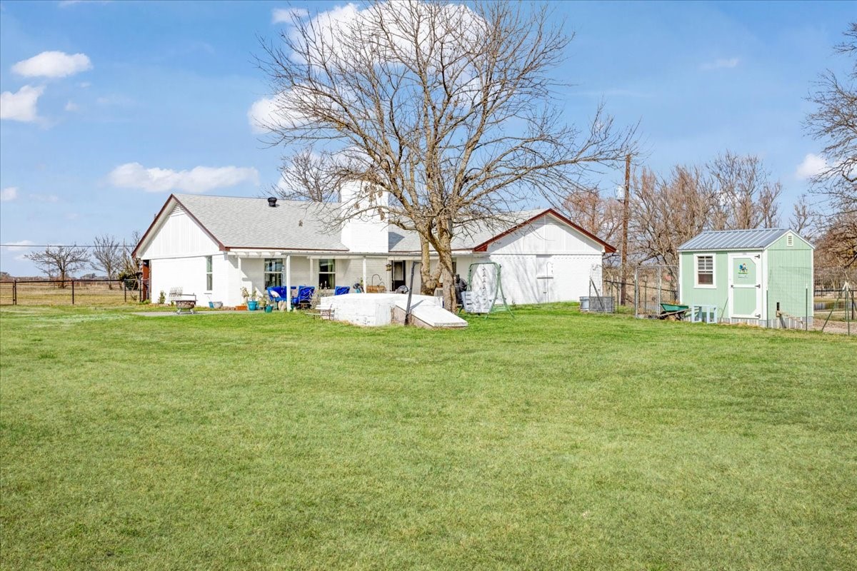 698 Hackberry Van Alstyne TX 75495