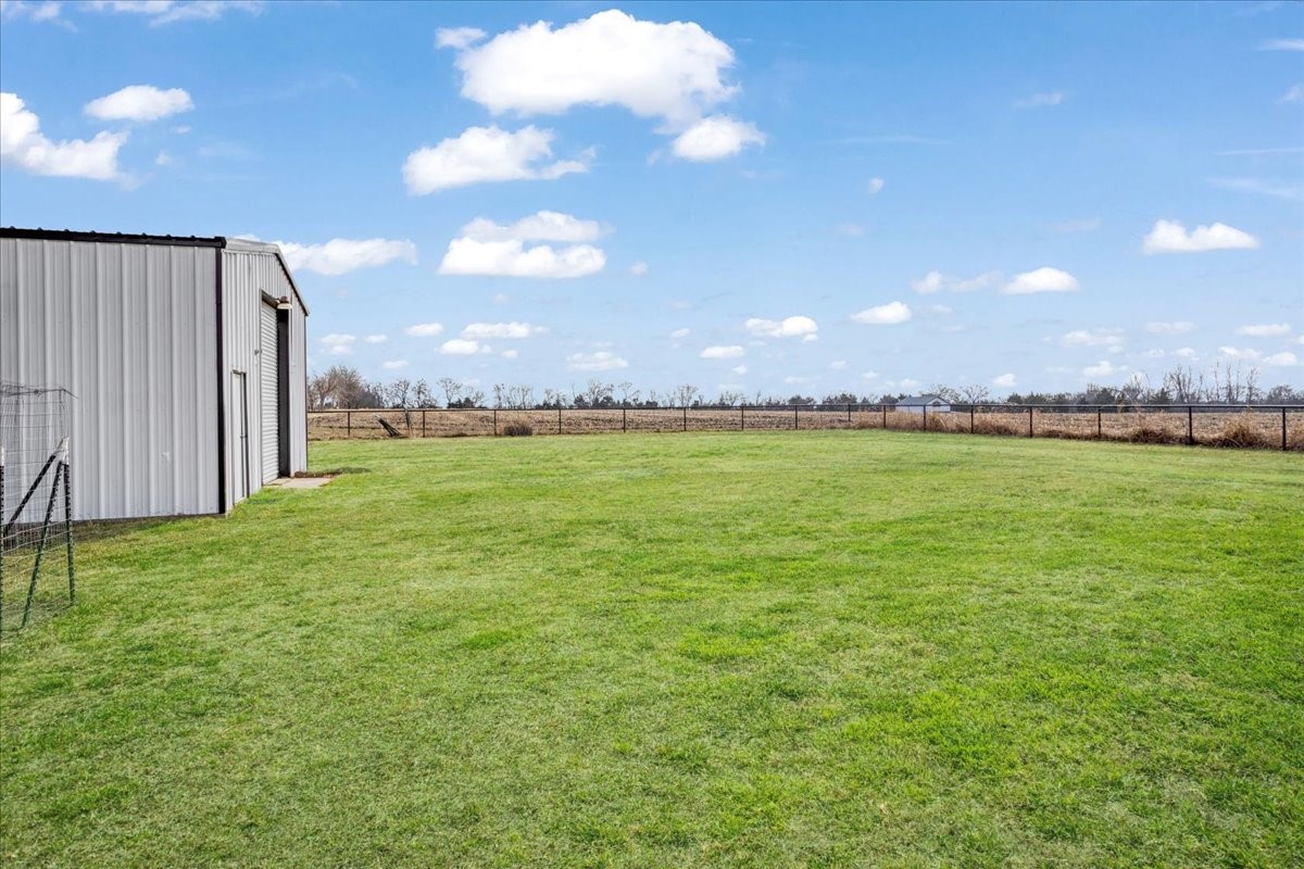 698 Hackberry Van Alstyne TX 75495