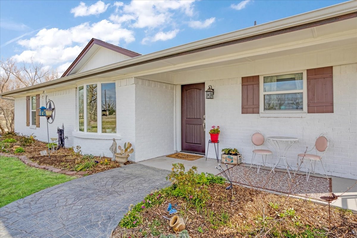 698 Hackberry Van Alstyne TX 75495