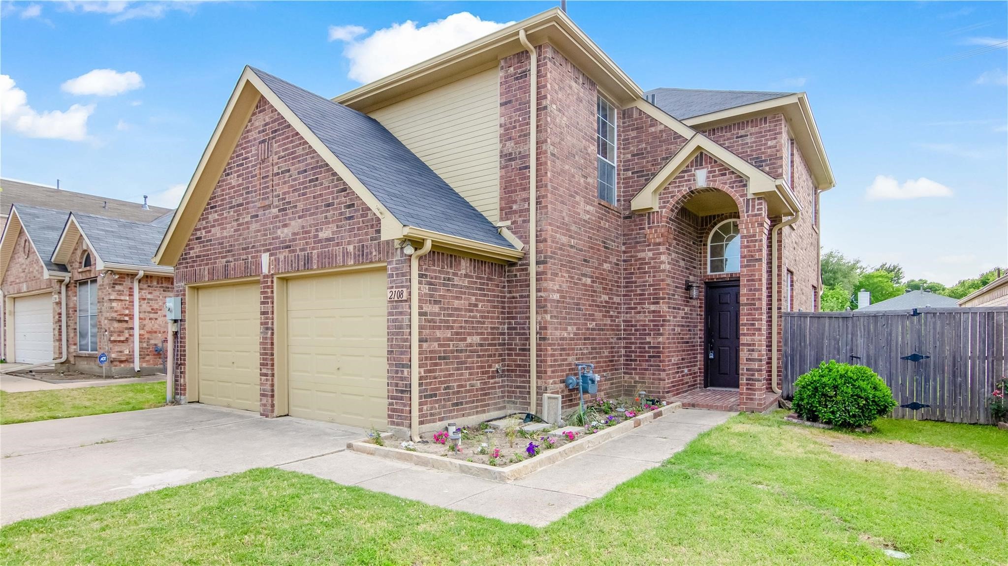 2108 Montclair Lane Lewisville TX 75067
