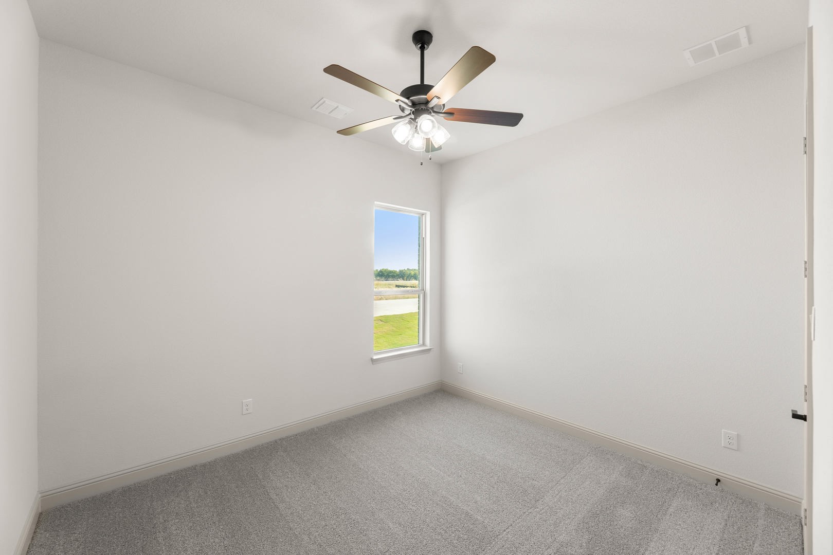 136 Evanston Court Rhome TX 76078