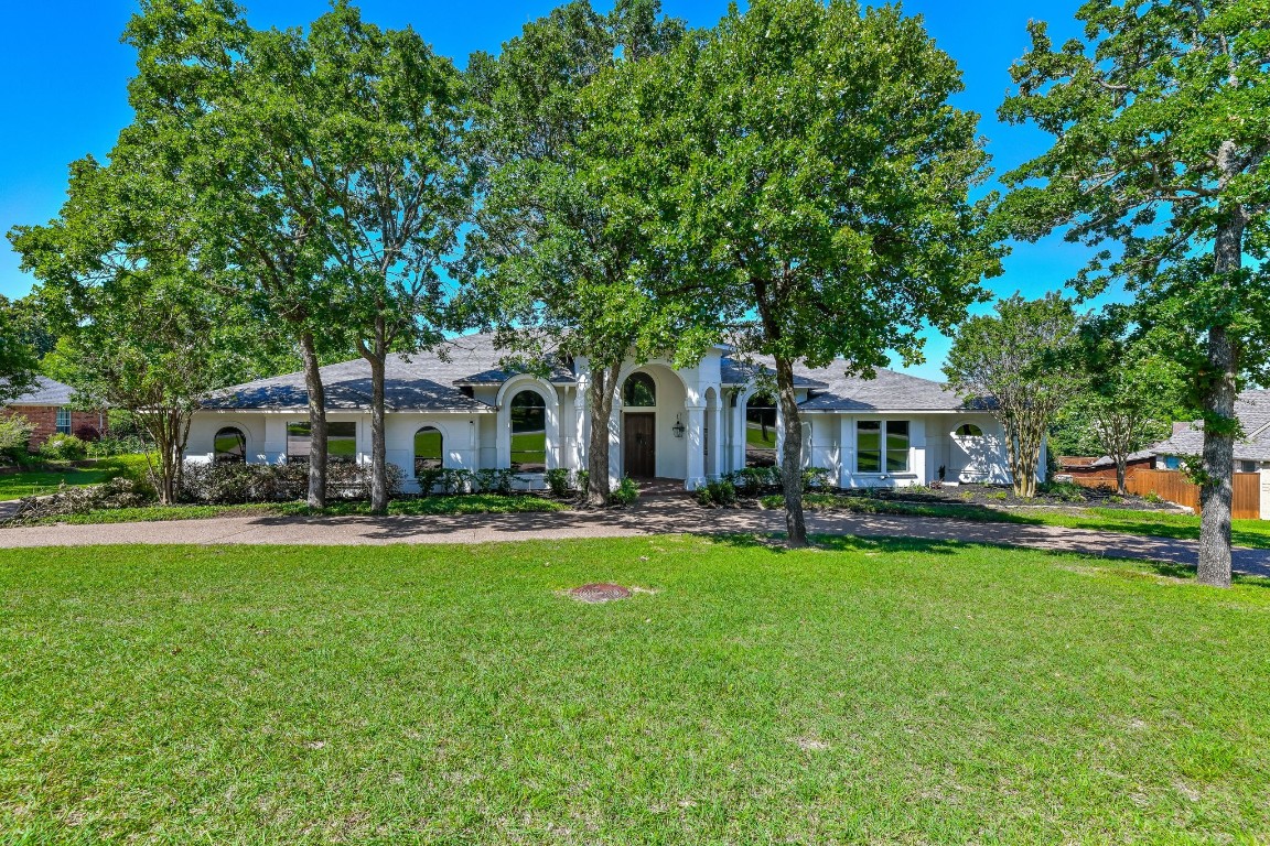 3800 La Mancha Lane Denton TX 76205