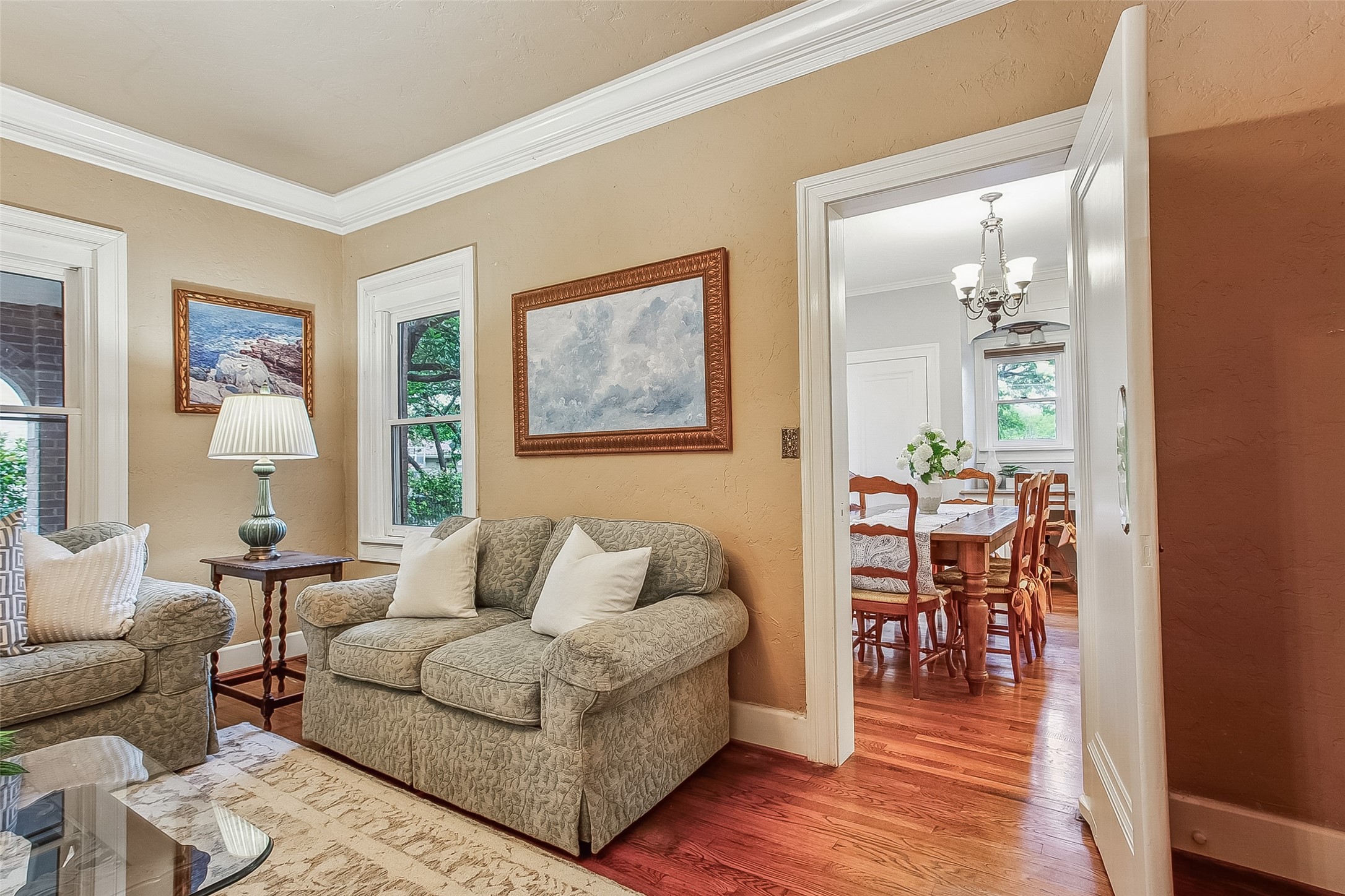 2432 Medford Court W Fort Worth TX 76109