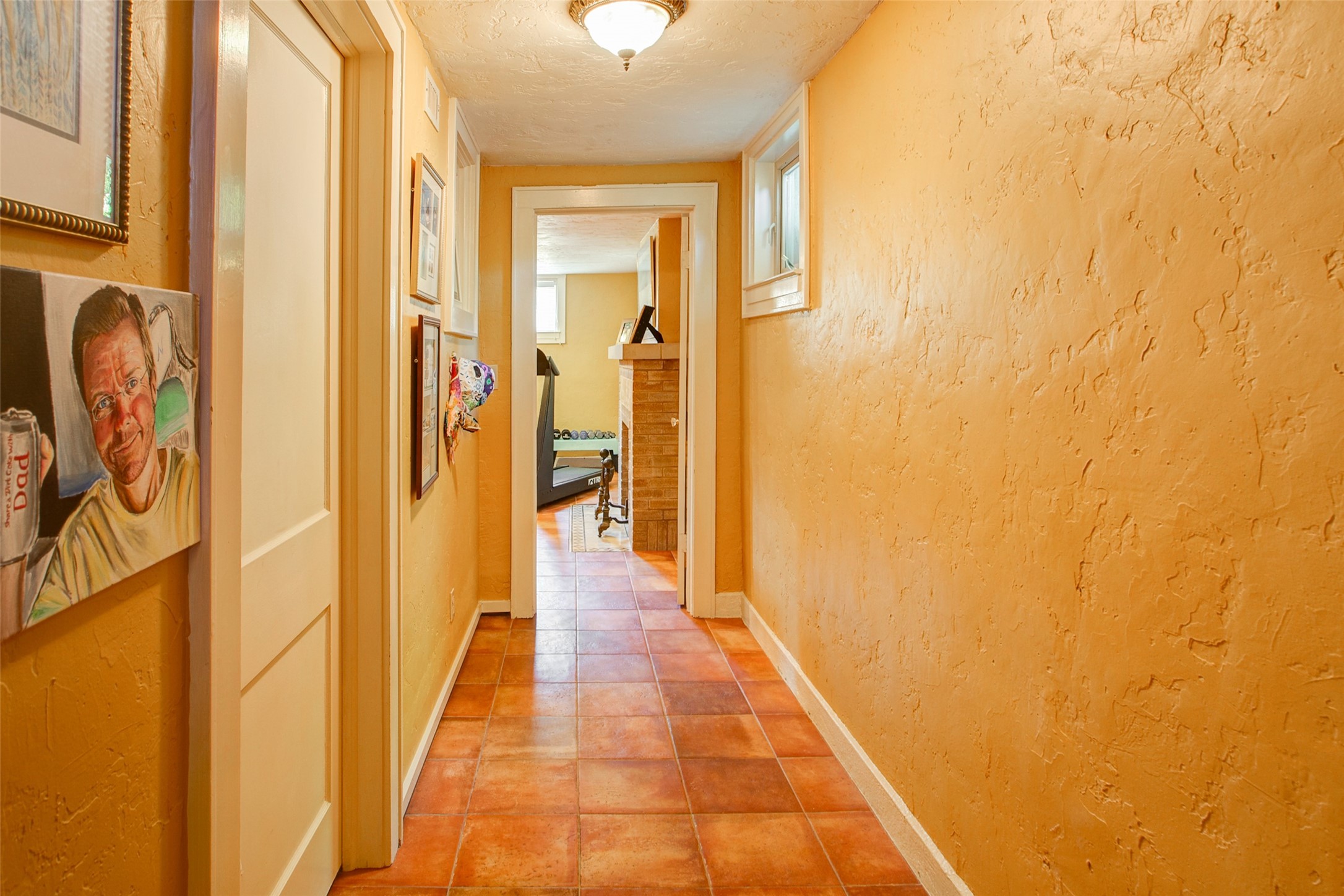 2432 Medford Court W Fort Worth TX 76109