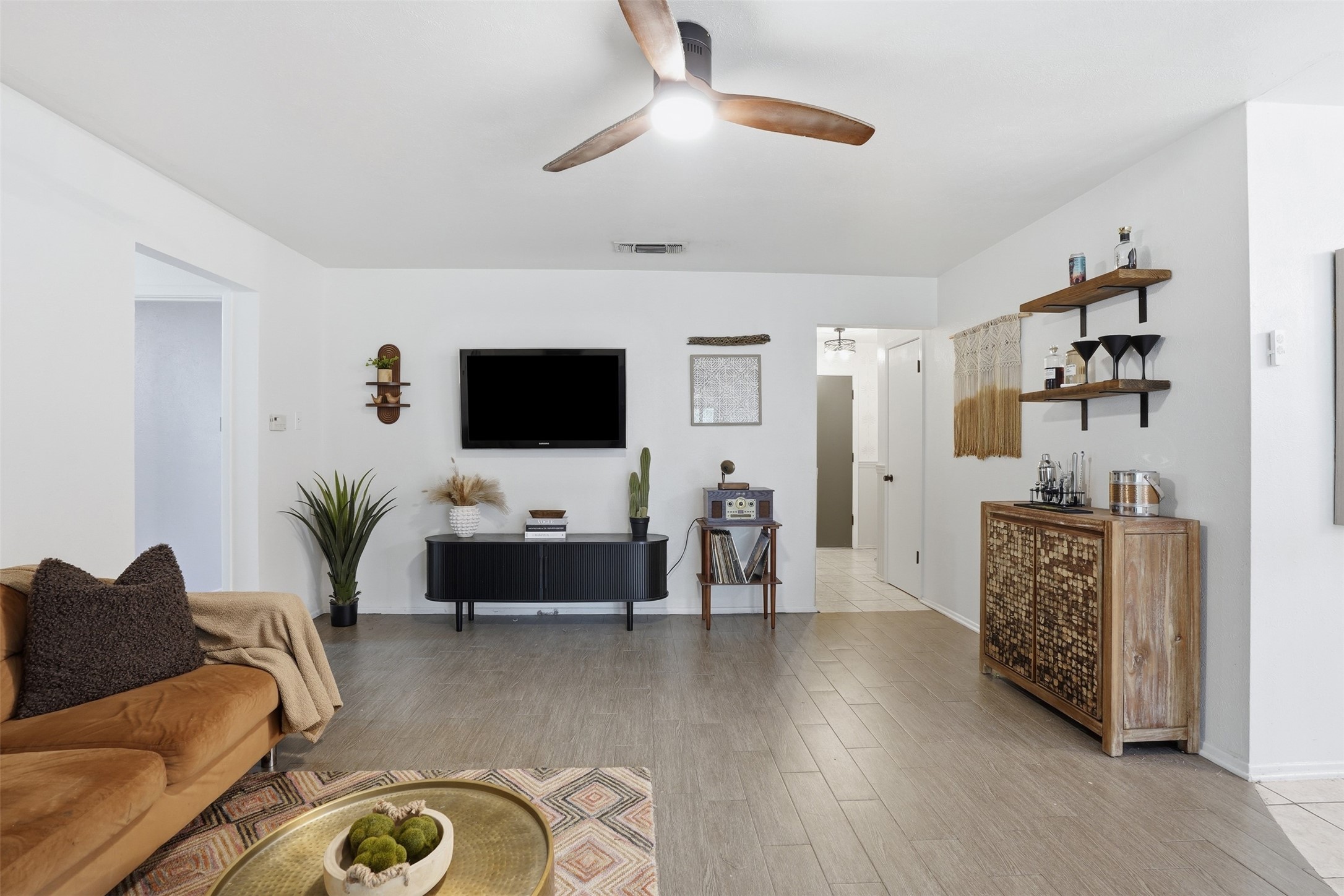 1015 Keller Avenue Benbrook TX 76126