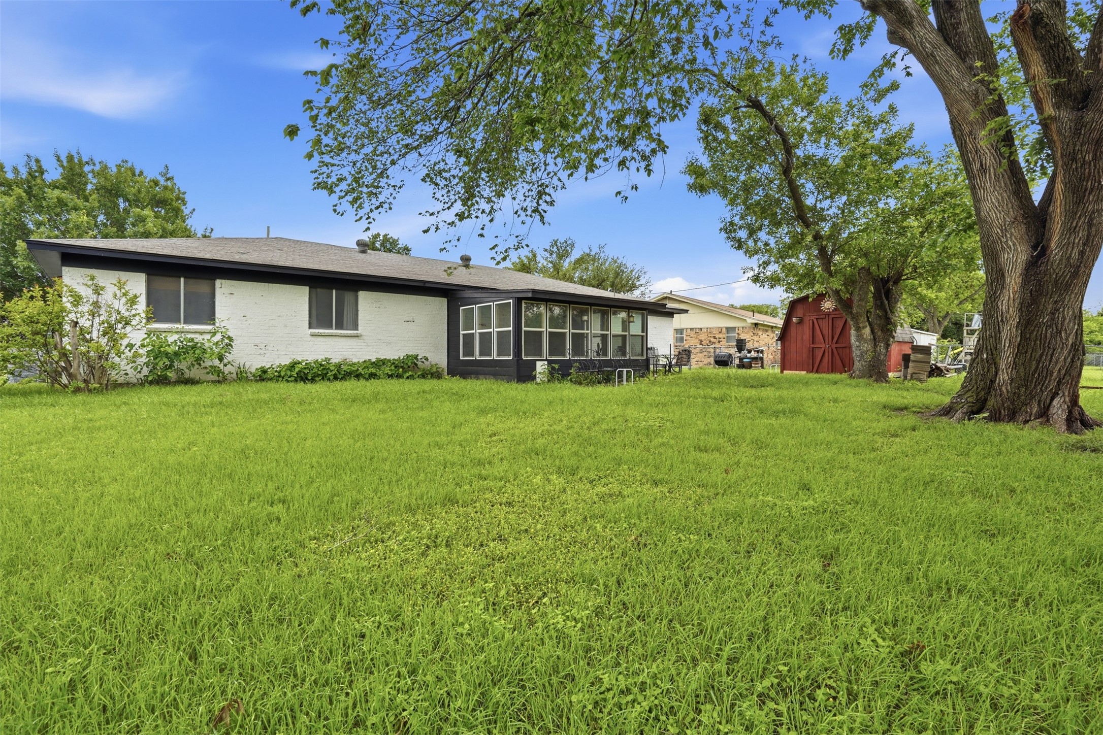 1015 Keller Avenue Benbrook TX 76126